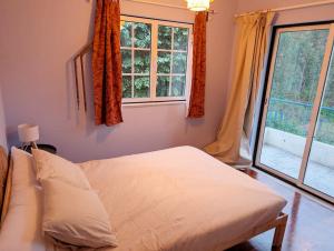 Mountain View Cottage