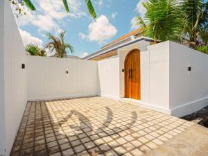 3BR Villa with Rice Field View & Private Pool near Nuanu
