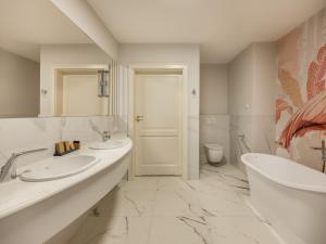 Hotel Traugutta 12