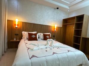 Agadir centre Appartement luxe 2 chambres balcon vue panoramique exceptionnelle proche plage