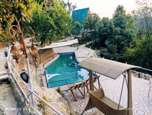 The Rare Ones Mukteshwar - Resort & Cafe