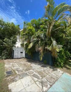 3 bed townhouse walking distance to beach