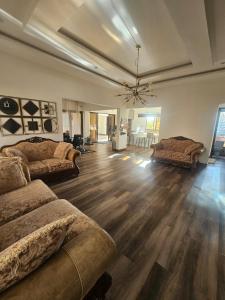 Luxe Apartments