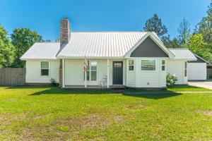 Private Pool and 3BR Family Fun Home with Gazebo