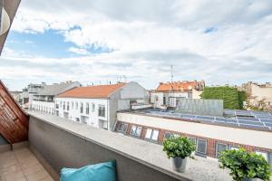 Prime Stay - Signature One Bedroom Apartment