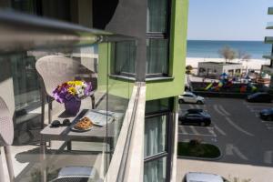 Santa Monica Beach Pool & SPA Mamaia Nord