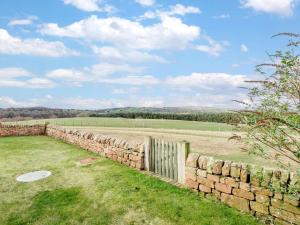 3 Bed in Leek oc-91120