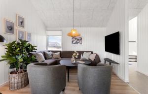 Nice Home In Bogense With Sauna