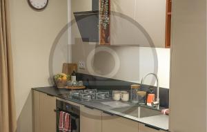 2 Bedroom Nice Home In Voorthuizen