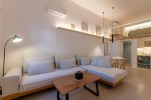 Mezzanine - Designer Loft near Corfu Town