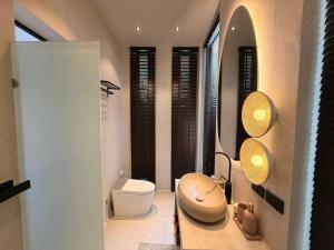 MoonLight Villa - 3BR Tropical Pool Retreat