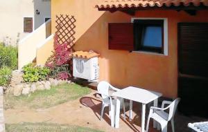 Cozy Home In Aglientu With Outdoor Swimming Pool