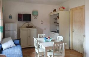 Cozy Home In Aglientu With Outdoor Swimming Pool
