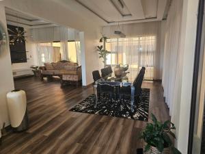 luxe Apartments