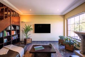 Luxury Classic Villa with Private Pool - Bom Jesus