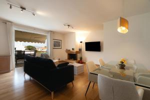 Mado Penthouse Seaview Nea Makri