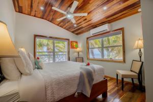 Dorys Loft Stunning 2Nd-Floor View Beachfront 1Br Casita