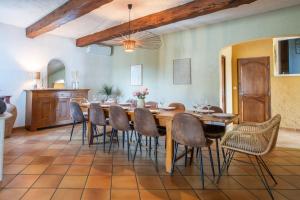 Maison 4 chambres avec piscine à Fontvieille
