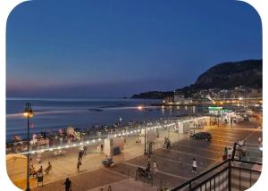 Tramonto sul mare
