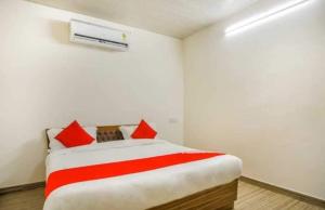 Hotel O Z-Heart Tuglakabad Railway Station
