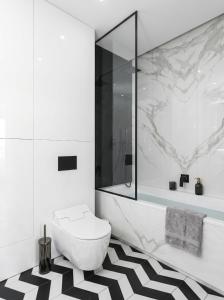Golden Apartments Warsaw - Luxury 2-Bedroom, Mennica Residence&166