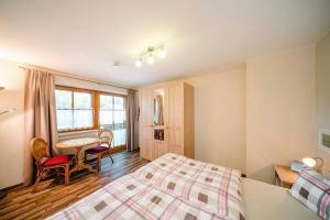 Ferienwohnung Breitenberg , Landhaus Linde, Seeg-Enzenstetten im Allgäu, mit Königscard