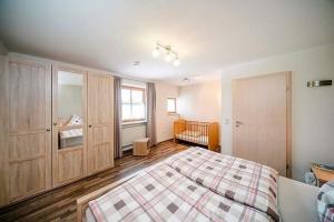 Ferienwohnung Breitenberg , Landhaus Linde, Seeg-Enzenstetten im Allgäu, mit Königscard