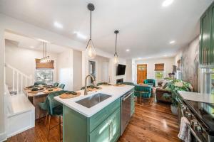 2025 Reno Walk Downtown Parkside City View