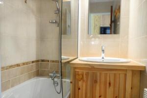 Résidence Pralin - JOLI APPARTEMENT, BIEN PLACÉ, SKIS AUX PIEDS MAE-7635