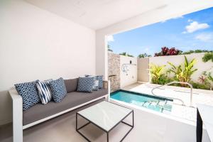 Elegant 3BR Pool Villa Beach 5min Holetown