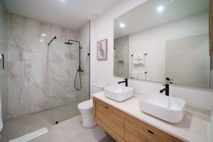 Elegant 3BR Pool Villa Beach 5min Holetown
