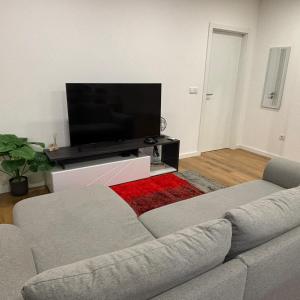T1 Luxgarden
