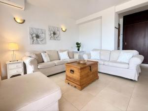 La Caracola III BeachFront & City Center Apartment