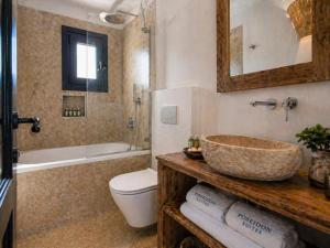 Poseidon Suites By Panos