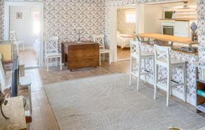 2 Bedroom Stunning Home In Strängnäs
