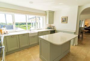 5 The Cloisters - Waterville