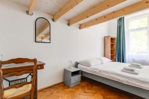 Family 2BDR apartment in Historical Vinohrady