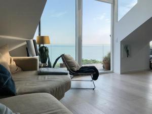 Art And Panoramic View At Trelde Næs