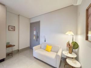 Flat de Luxo com Quarto Privativo 22º Andar no Vertigo
