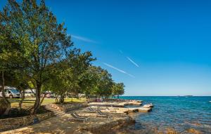 Beautiful Stacaravan In Labin