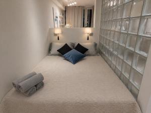 Central Warsaw Apartment near Palac