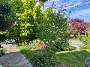 Halladay House