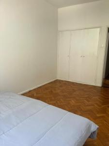 Apartamento em Santa Teresa, 3 quartos, 8 pessoas