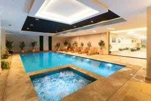 Bright Guéliz apartment, swimming pools gym