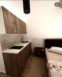 Sarah Apartments