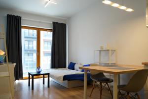 Blue Sky Cozy Apartment Free Parking by Good Mood