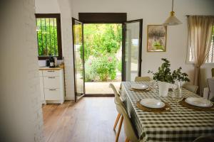 Finca Tres Aguas, Casa Rural con Piscina Privada