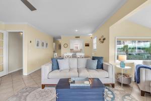 Bayview Villas 101