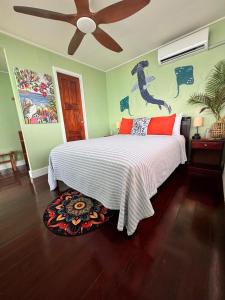 The Jungle Hotel Rm 4 Shark