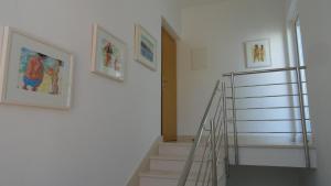 Apartments by the sea Makarska - 25386